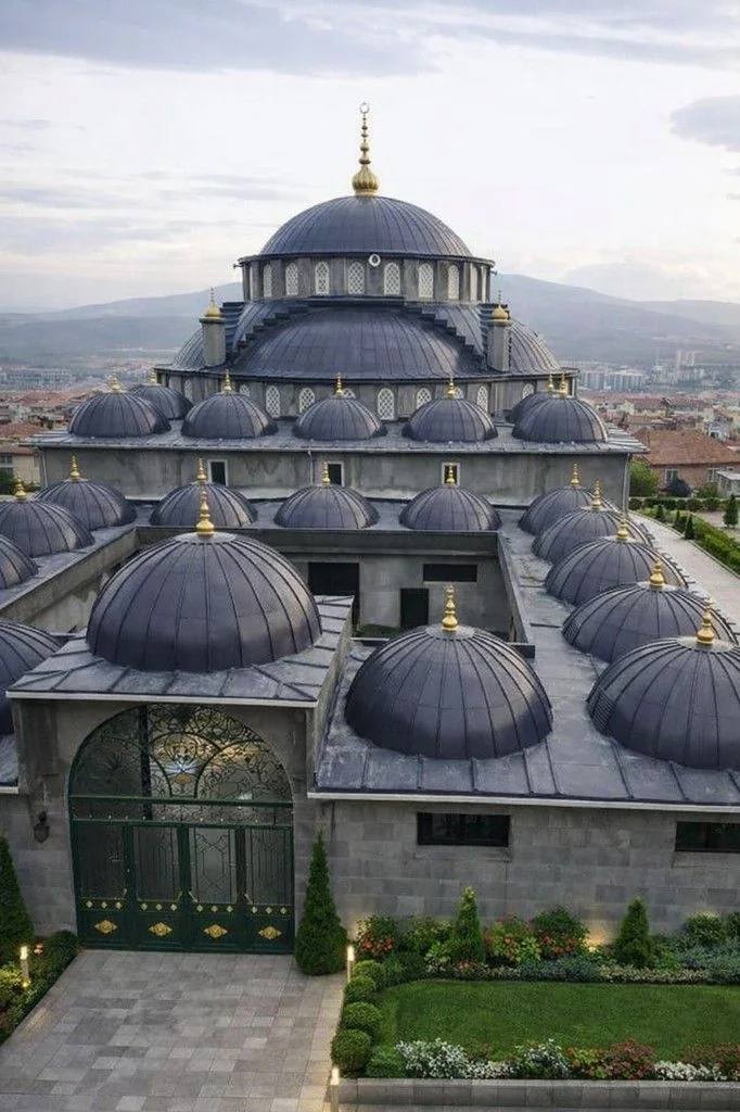 Alüminyum kubbe külliye — referans proje görseli