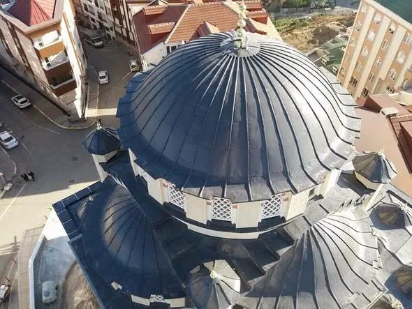 Çilekli Camii